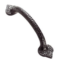FINGERTIP FTD1068A PE FLEUR DE LYS HAMMERED PULL HANDLE FINGERTIP FTD1068A PE FLEUR DE LYS HAMMERED PULL HANDLE