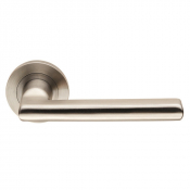 Carlisle Brass Eurospec Steelworx SWL1134SSS Carlton Lever On Round Rose