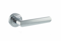 Michigan Lever On Round Rose (S31R)