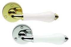 Carlisle Brass Porcelain Lever On Round Rose