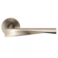 Eurospec Steelworx SWL1122 SSS Brema Lever Handle on Rose