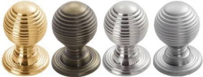 Fingertip M100 Queen Anne Knob