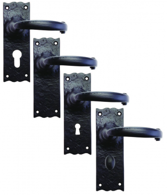 Carlisle Brass Ludlow Black Antique Traditional Lever On Backplate
