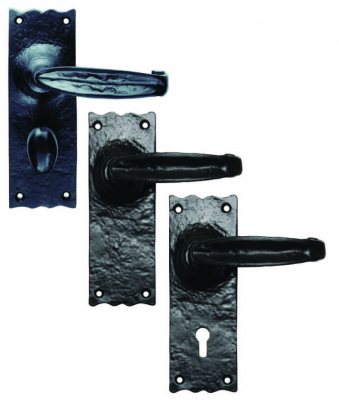 Carlisle Brass Ludlow Black Antique Traditional V Lever On Backplate