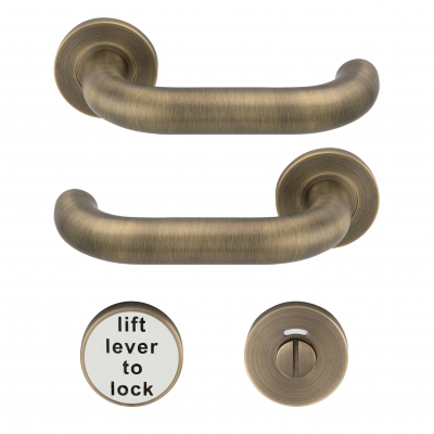 EUROSPEC LIFT TO LOCK LEVER SET WITH RELEASE ANTIQUE BRASS